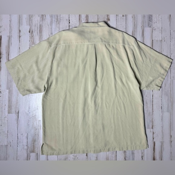 Tommy Bahama Shirt Men's XL Button Up 100% Silk Beige - Picture 7 of 9